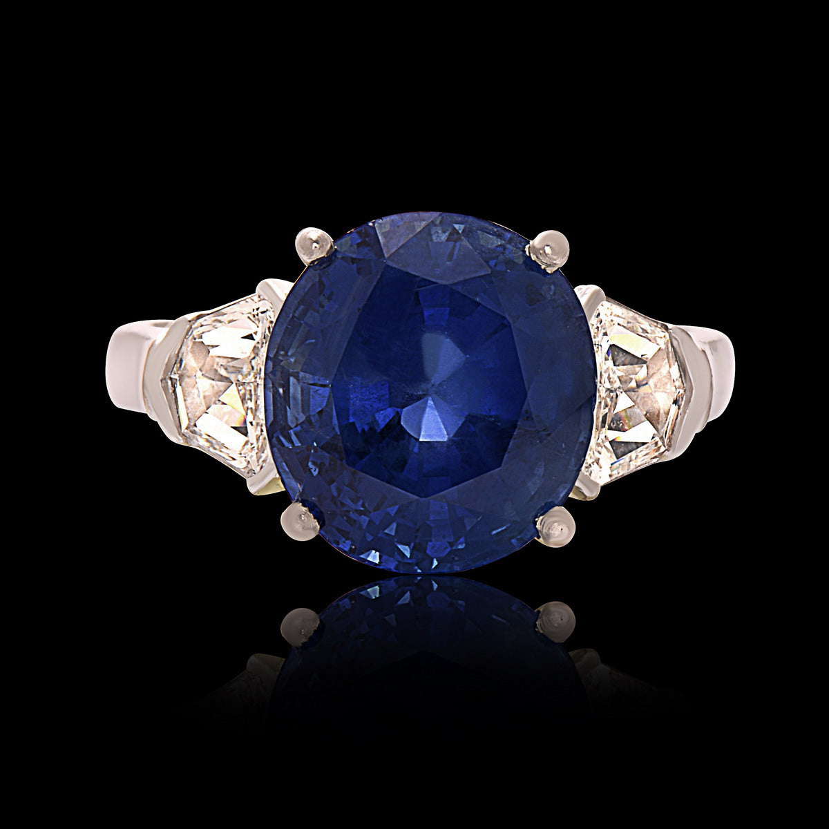 Burma Blue Sapphire and diamond Platinum Ring