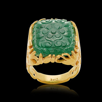 22k Yellow Gold & Engraved Emerald Ring