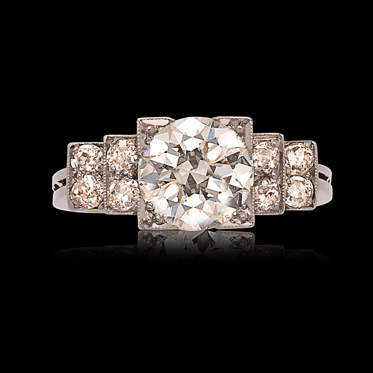Art Deco Platinum and Diamond Ring