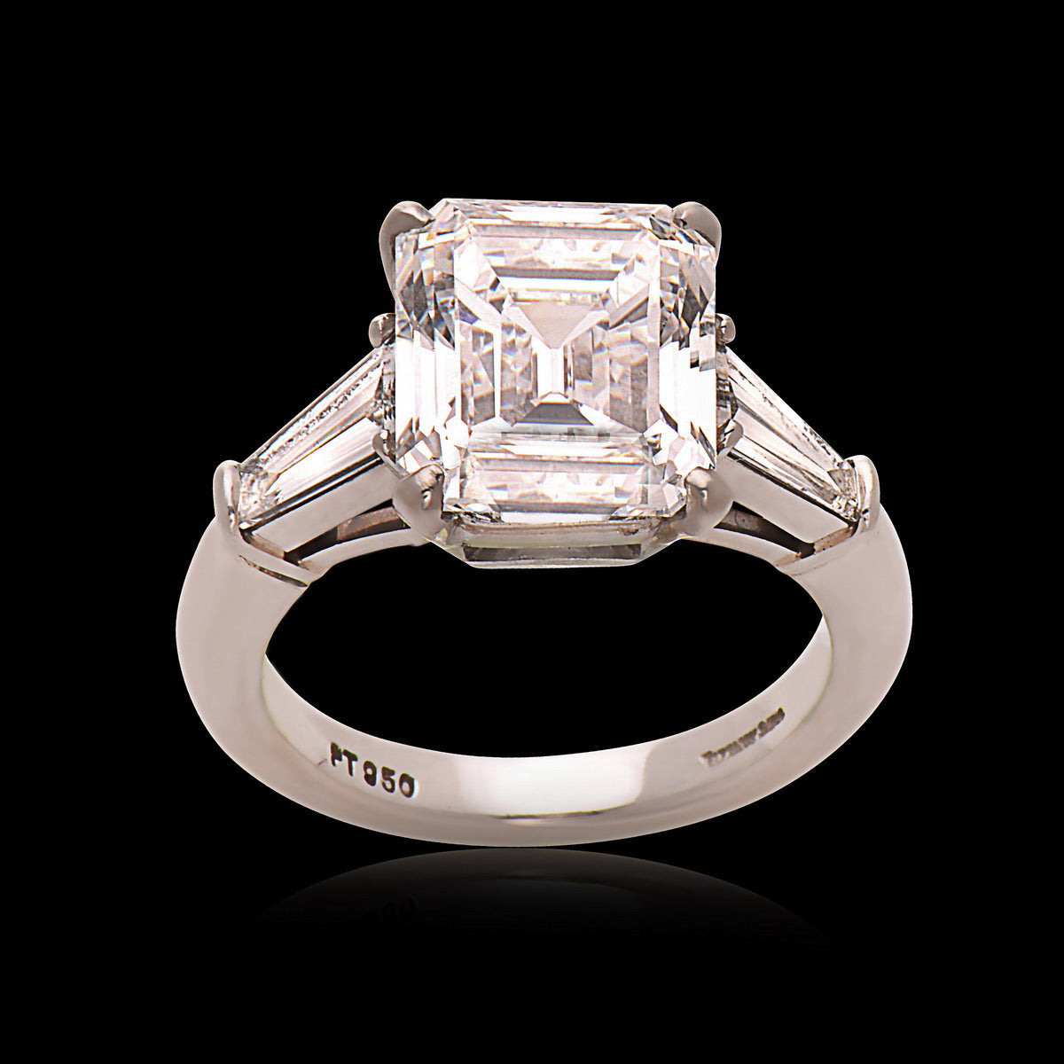 Tiffany Exquisite Diamond Engagement Ring Fereshteh